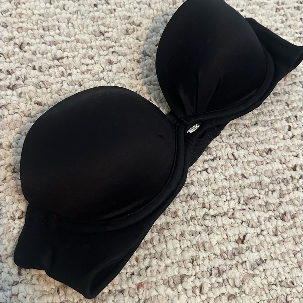 Strapless Padded Victoria’s Secret Push Up‎ Bra in 32 A EUC